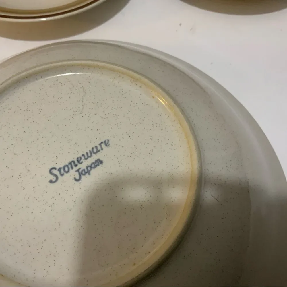 Vintage Japan Stoneware Set salad bowl creamer sugar bowl cups suacers G10